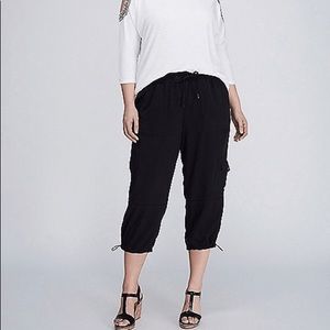 Ultra-Light Capri with Leg Pocket